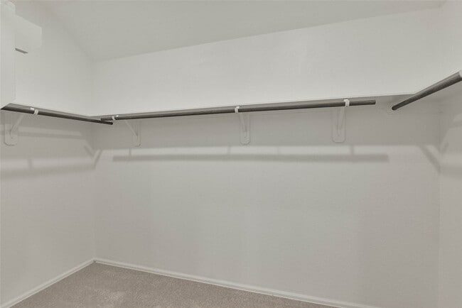 Building Photo - 1935 Barrett Gables Dr