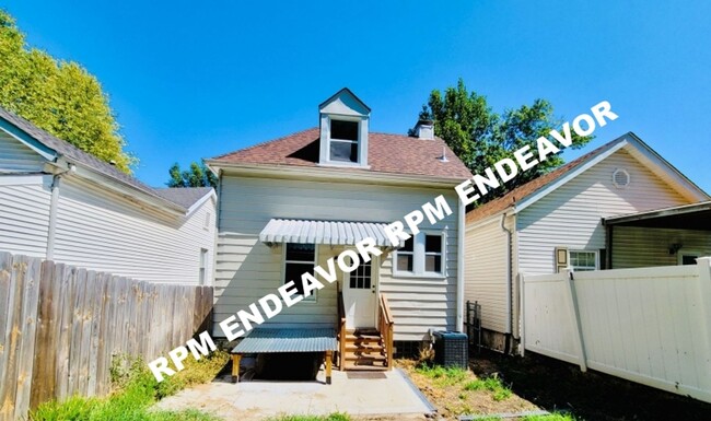 Building Photo - 3Bed/1Bath Single Family Home !! In Lemay!!!