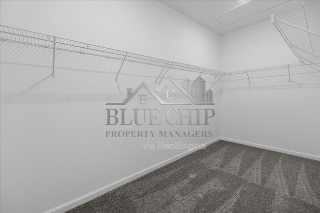 Building Photo - 3042 Country Side Dr