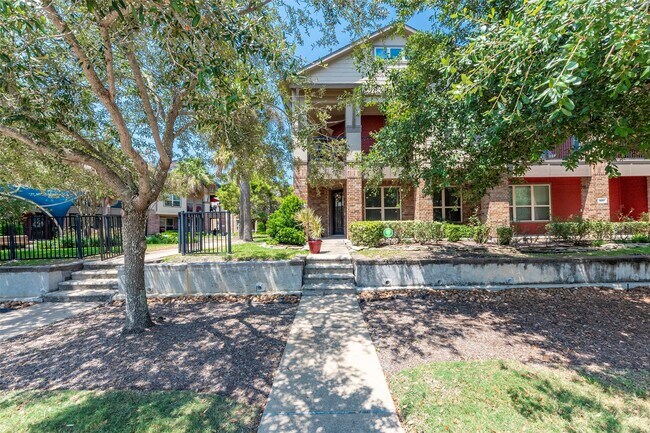 Building Photo - 403 Marina View Dr