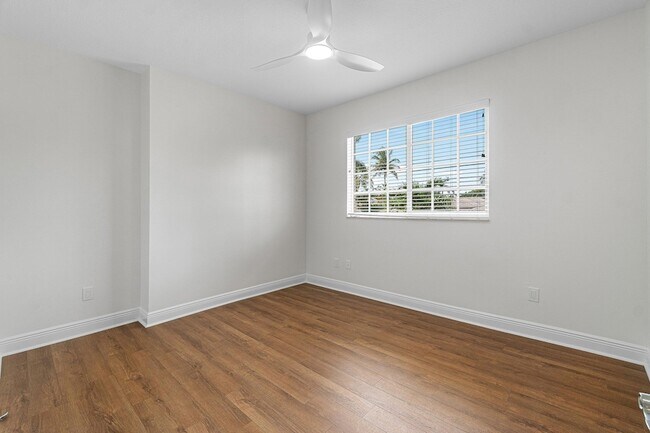 Building Photo - 6641 Conch Ct