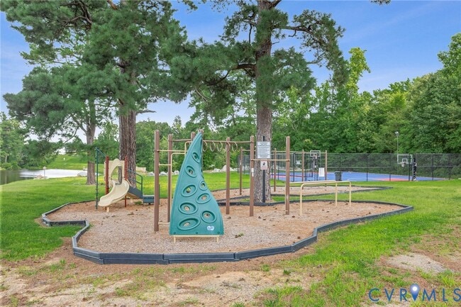 Building Photo - 22030 Lake Jordan Dr