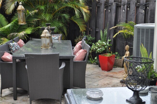 Building Photo - 4849 NW 108th Path