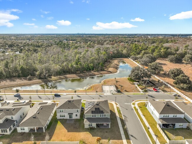 Building Photo - 1021 Savannah Palms Blvd