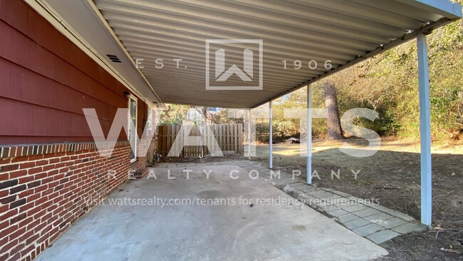 Building Photo - 3 Bedroom Home in Gardendale