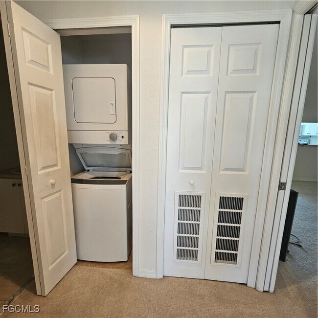 Building Photo - 8546 Bernwood Cove Loop