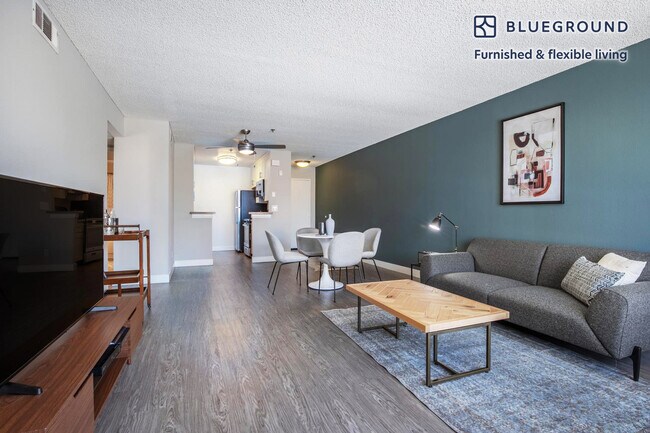 Building Photo - 1660 N Wilton Pl