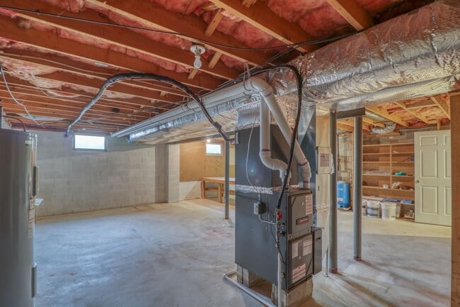 Building Photo - THIS IS THE ONE YOU HAVE BEEN WAITING FOR!...