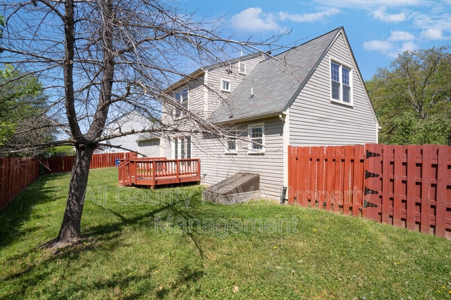 Building Photo - 7826 Fordson Rd