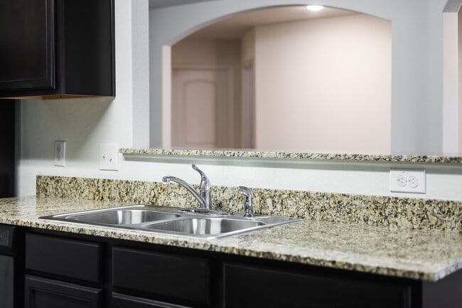 Building Photo - 113 Independence Ave