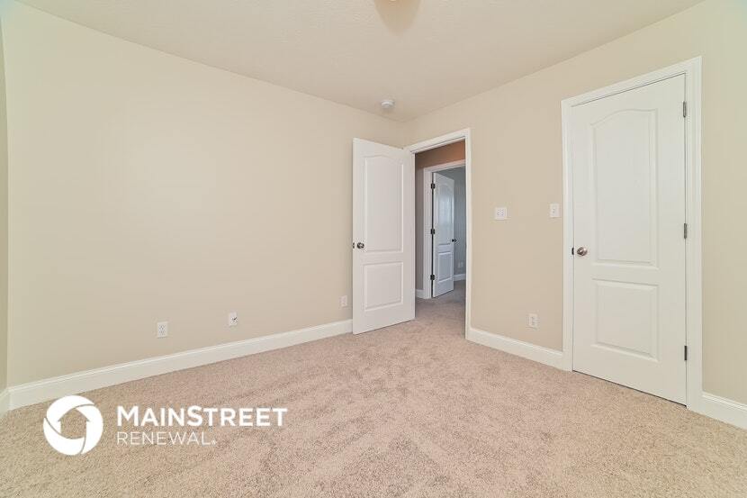 Building Photo - 5300 Stricter Ln