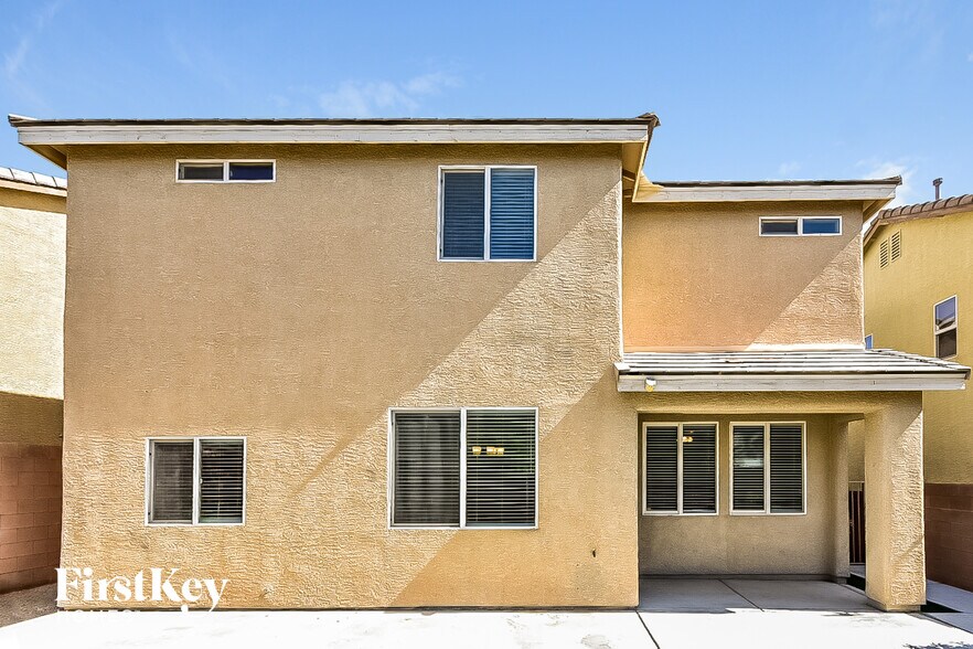 Building Photo - 10651 Bandera Mountain Ln