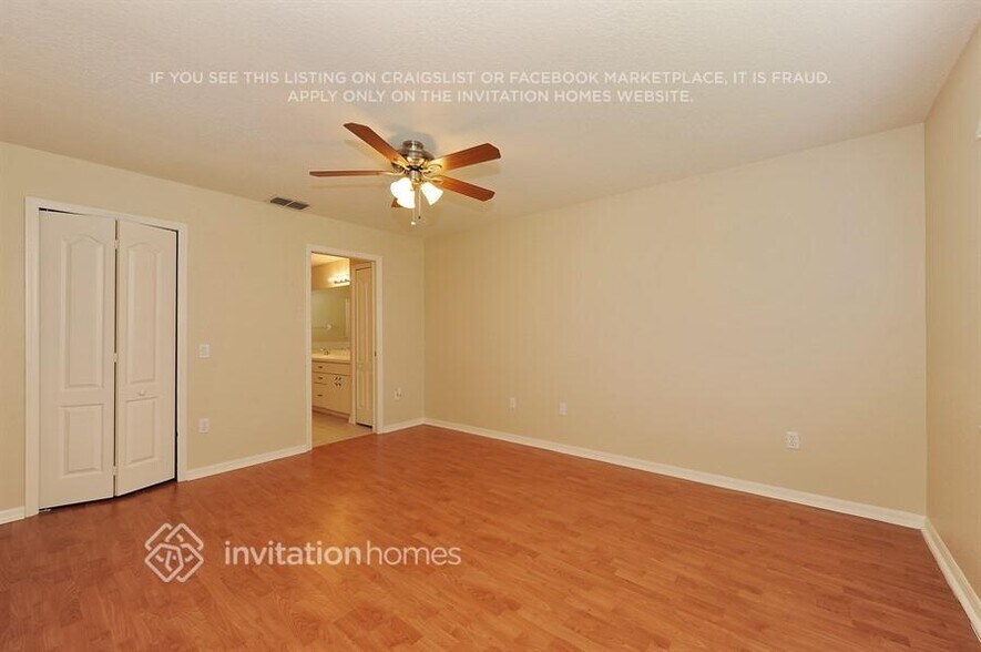 Building Photo - 4802 Woodmere Rd