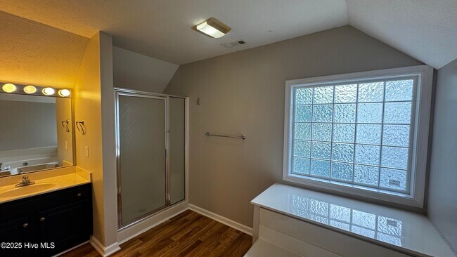 Building Photo - 232 Newport Drive