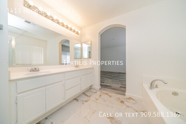 Building Photo - 1413 Haddington Dr