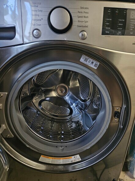 Washer - 2616 Soniat St