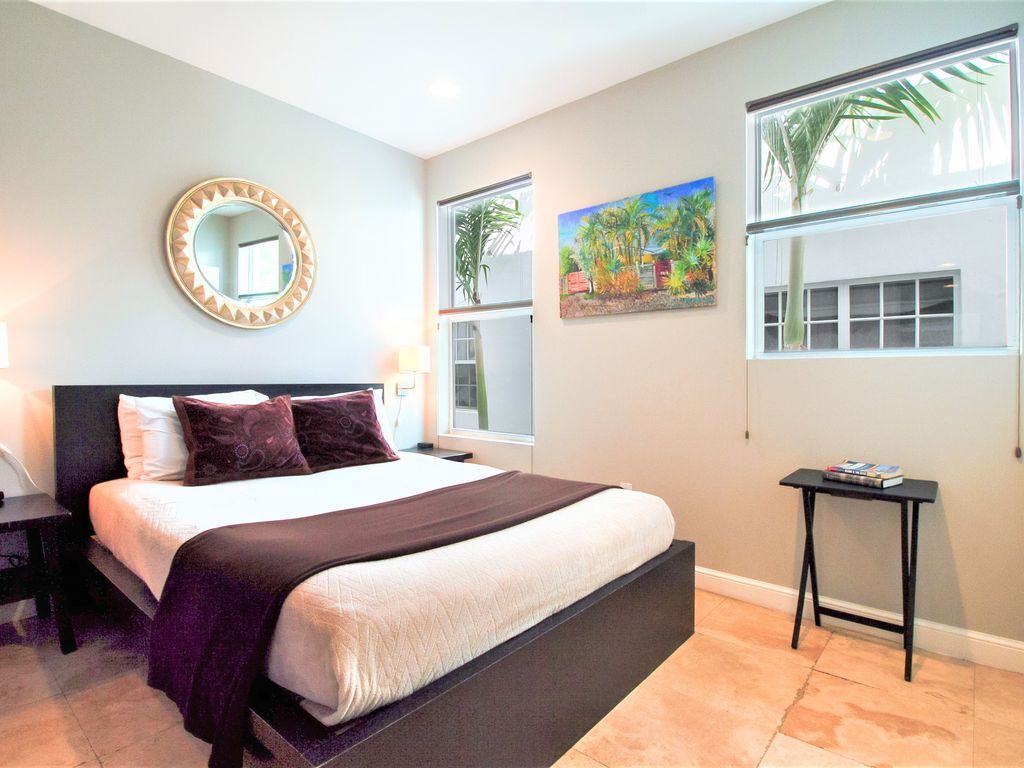 Building Photo - 334 Euclid Ave