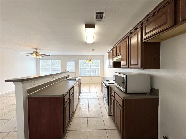Building Photo - 4510 Alamosa St