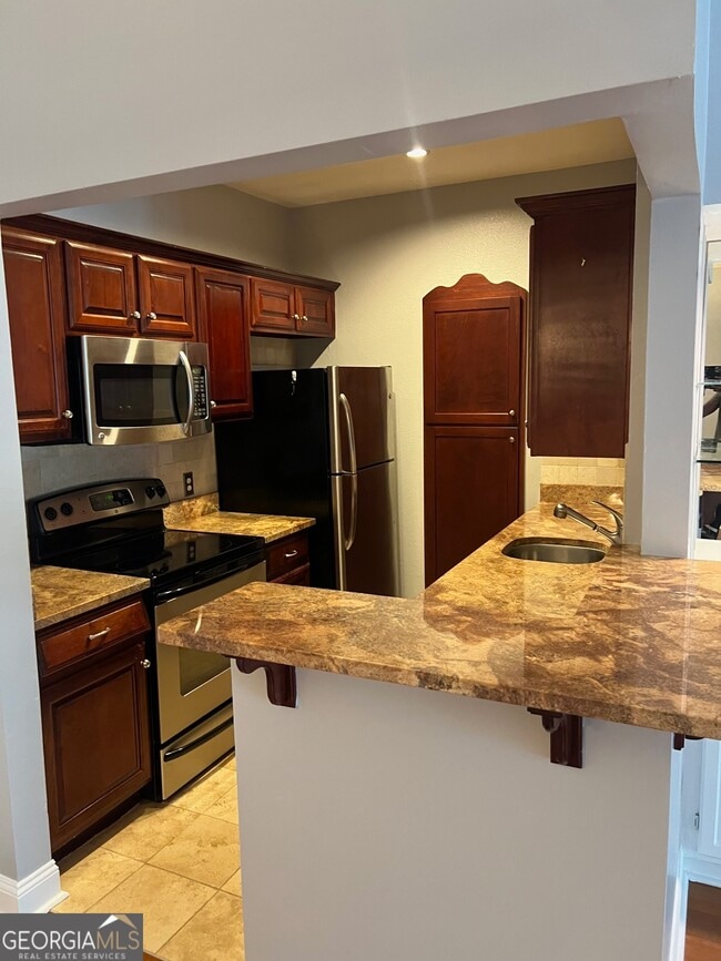 Building Photo - 3071 Lenox Rd NE