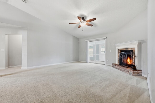 Building Photo - 339 Peggy Dr