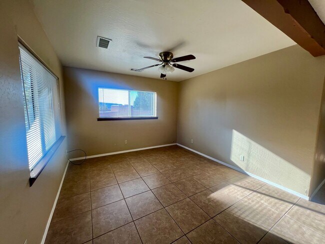 Building Photo - Unfurnished, 1-year long-term rental