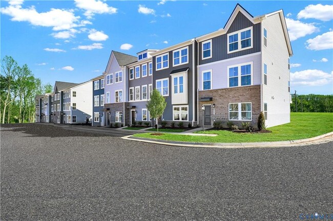 Building Photo - 6105 Primrose Path Rd