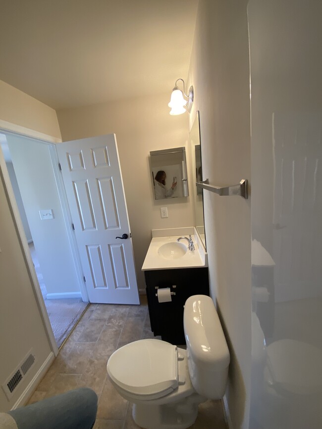 Primary Bathroom 2 - 10214 Osage Dr