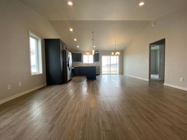 Building Photo - Beautiful 4 Bedroom Home by Brooks Harbor ...