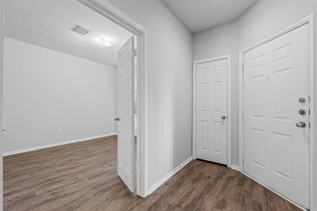 Building Photo - 1351 Kingston Pl