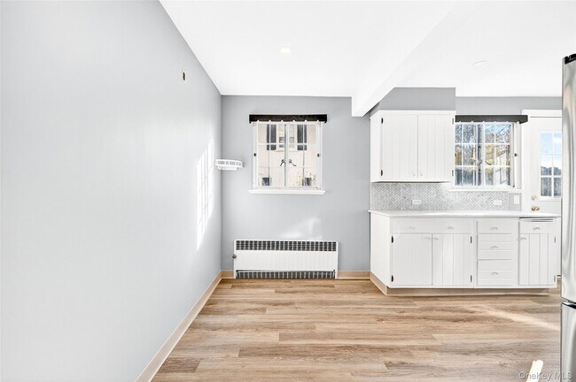 Building Photo - 5 Seymour Pl