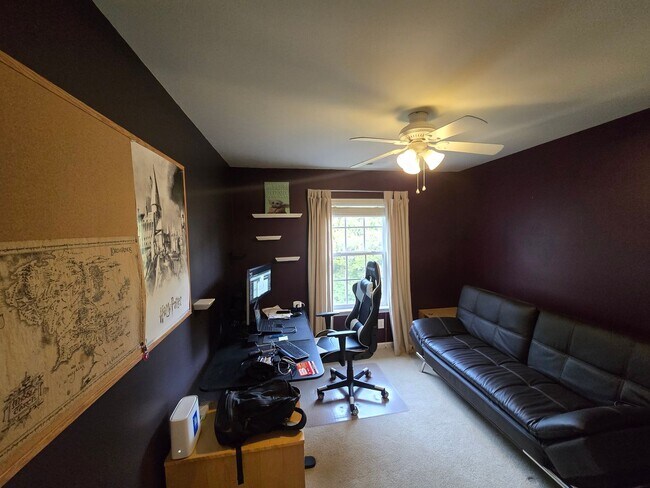 Building Photo - Beautiful Apex Townhome with Greenway Access & Community Amenities