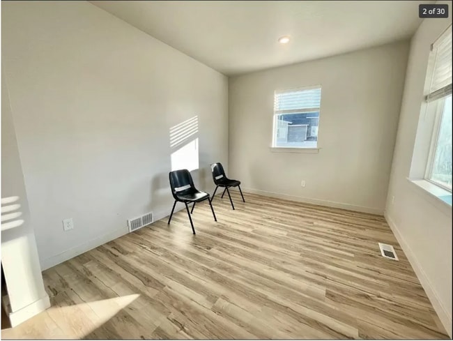 Building Photo - 2162 N Cloverleaf Wy