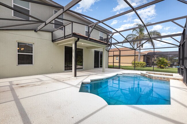 Building Photo - 9026 Paolos Pl