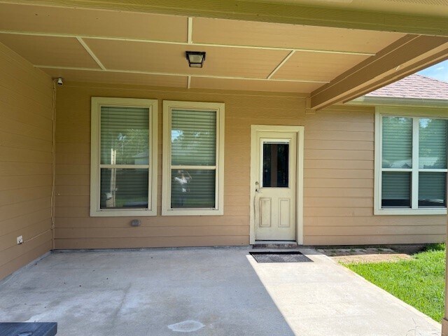 Building Photo - 1541 Primrose St