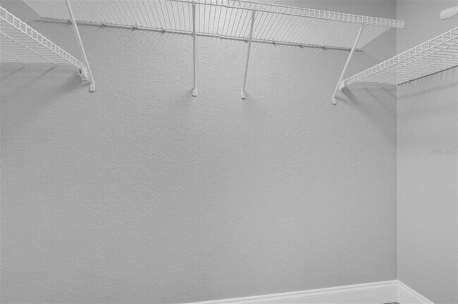 Building Photo - 1035 S Hiawassee Rd