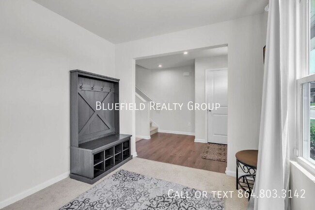 Building Photo - 244 Ingram Ct