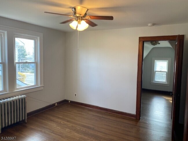 Building Photo - 45 Broad St