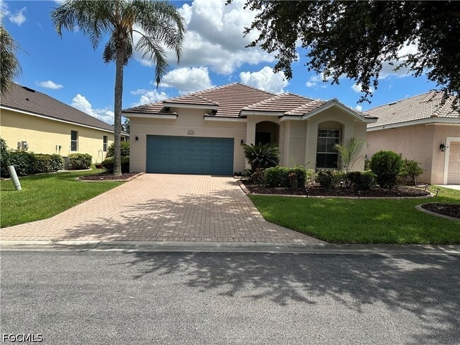 Building Photo - 2323 Bainmar Dr