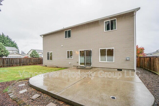 Building Photo - 2420 NE 165th Ave