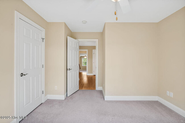 Building Photo - 3185 Wexford Way