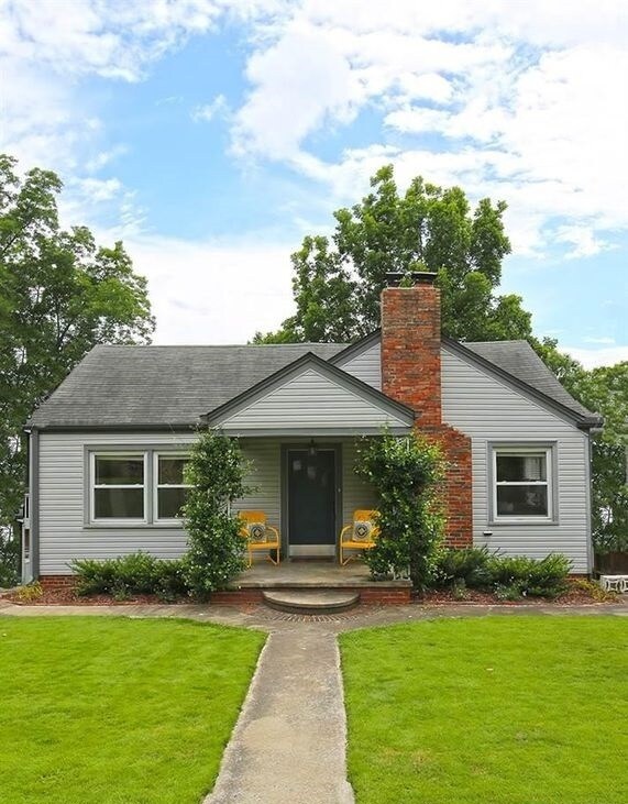 Adorable 1940's Cottage in the Heart of Homewood - 903 Highland Rd