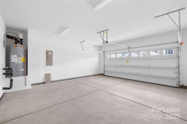 Building Photo - 9008 Catboat St