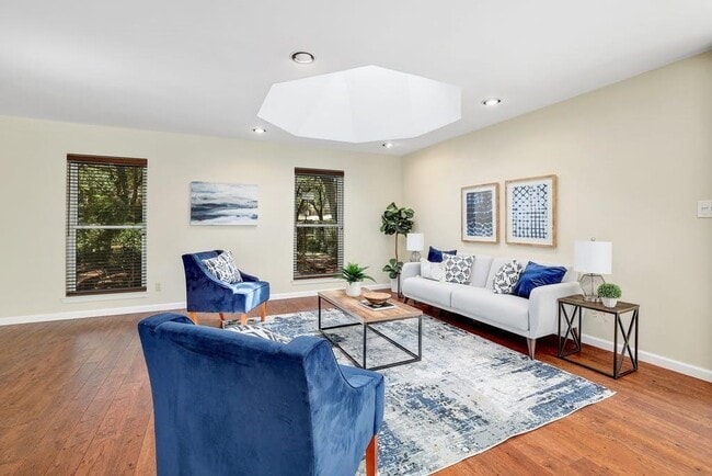 Building Photo - 10408 Double Spur Loop