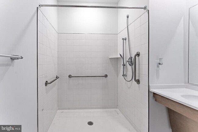 Building Photo - 3700 Havertill Ln
