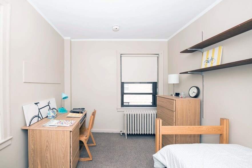 Interior Photo - Broadview Hall