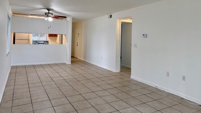 Building Photo - 101-107 Cory Ln