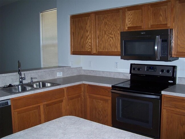 Building Photo - 13601 Ogakor Dr