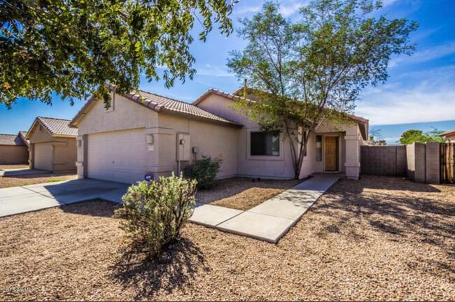 Building Photo - 5528 N 67th Dr