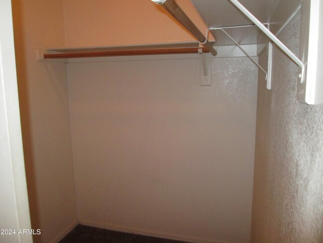 Building Photo - 1425 S Lindsay Rd