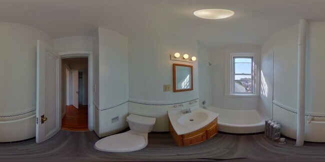 Building Photo - bedroom in Boston MA 02135